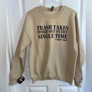 SWIFTIE FANS, CHECK IT OUT!! Gildan Heavy Blend Tan Sweatshirt Size M